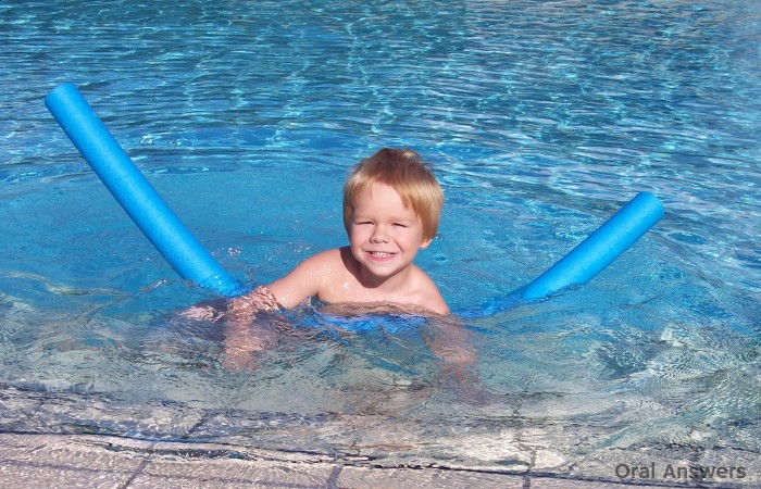 Tooth Safety at the Swimming Pool