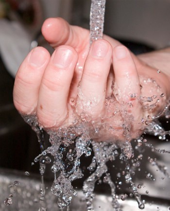 Your Hands Don't Bleed When You Wash Them