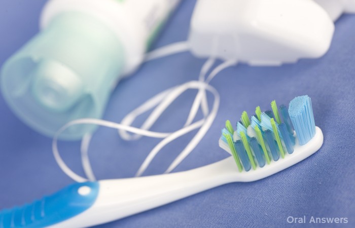 Should You Floss Before or After Brushing?